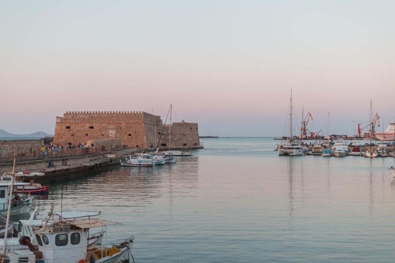 Minos By Agora Luxury Apartments In The Heart Of Heraklion Exterior photo