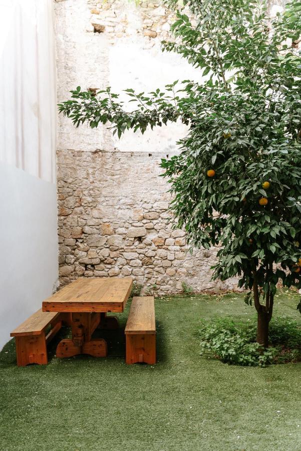 Minos By Agora Luxury Apartments In The Heart Of Heraklion Exterior photo